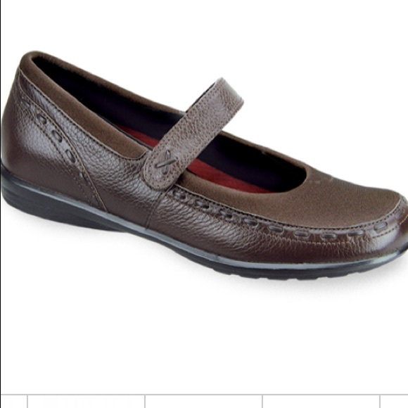 aetrex berries mary jane shoes